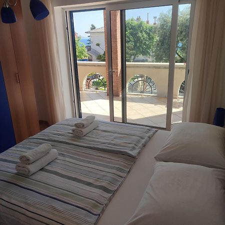 Biuk Apartments Novi Vinodolski Bagian luar foto