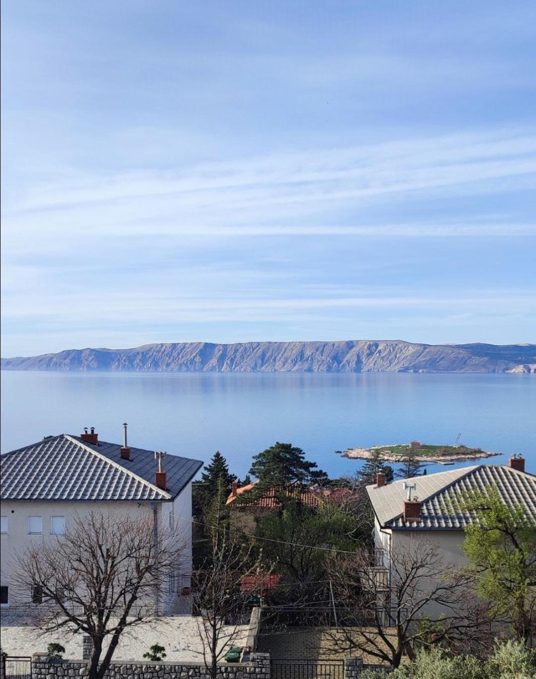 Biuk Apartments Novi Vinodolski Bagian luar foto