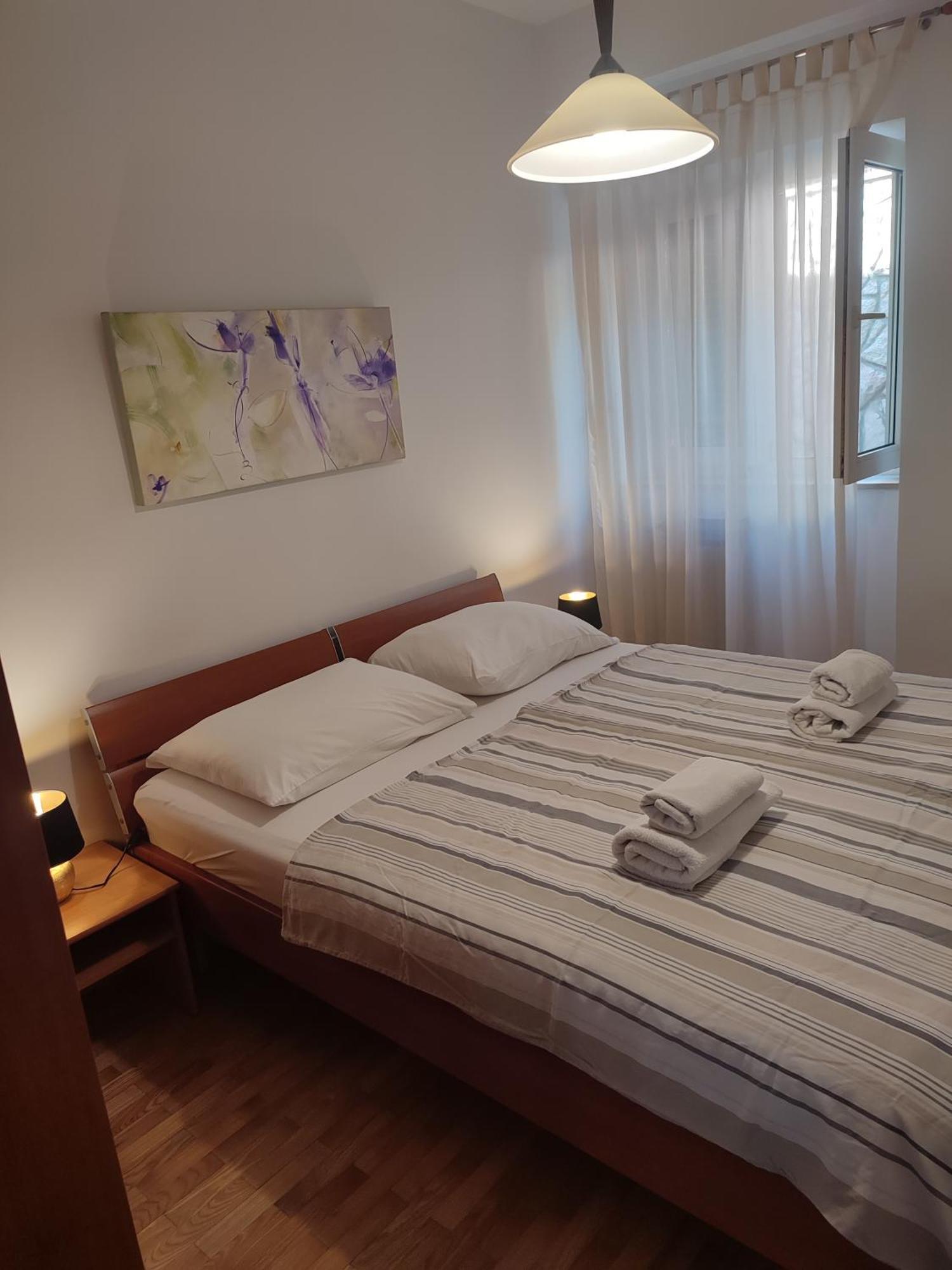 Biuk Apartments Novi Vinodolski Bagian luar foto
